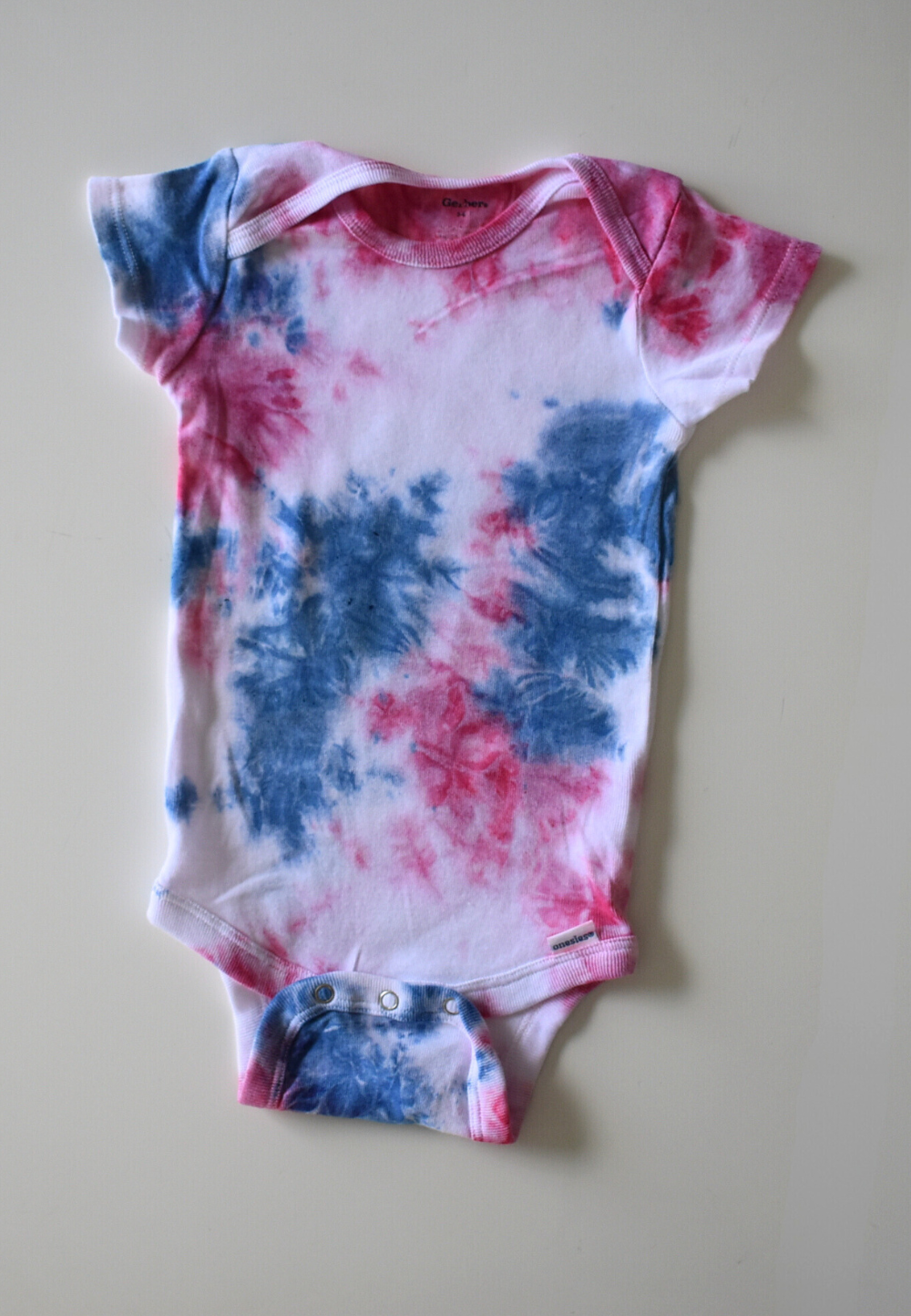 Starbust Baby Onesie - Pink & Blue